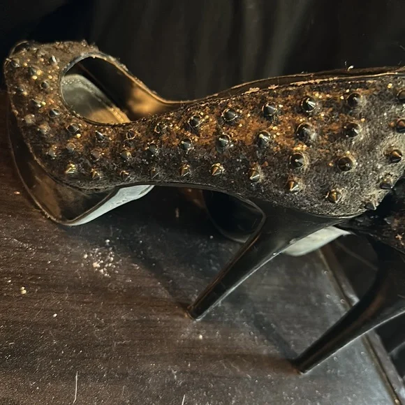 Closet clean out!! - Picture 7 of 8